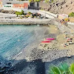 Grand And Luxurious Duplex With Large Terrace And Amazing Sea Views Appartamento Puerto de Santiago (Tenerife)