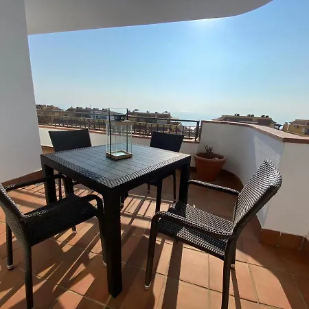 Amazing Duplex With Large Terrace And Sea Views *