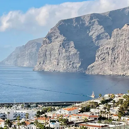 Grand And Luxurious Duplex With Large Terrace And Amazing Sea Views Apartment Puerto de Santiago (Tenerife)