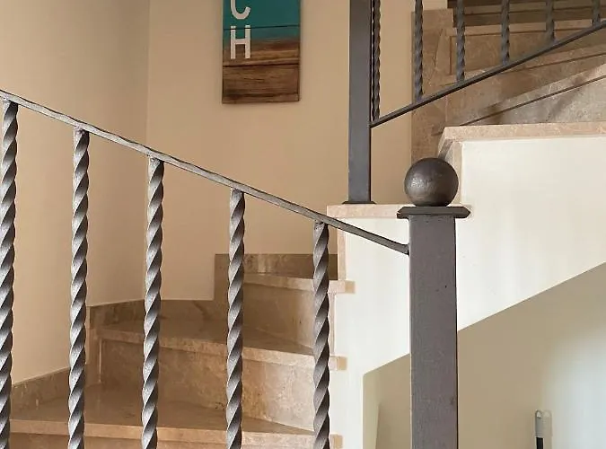 Grand And Luxurious Duplex With Large Terrace And Amazing Sea Views Puerto de Santiago (Tenerife)