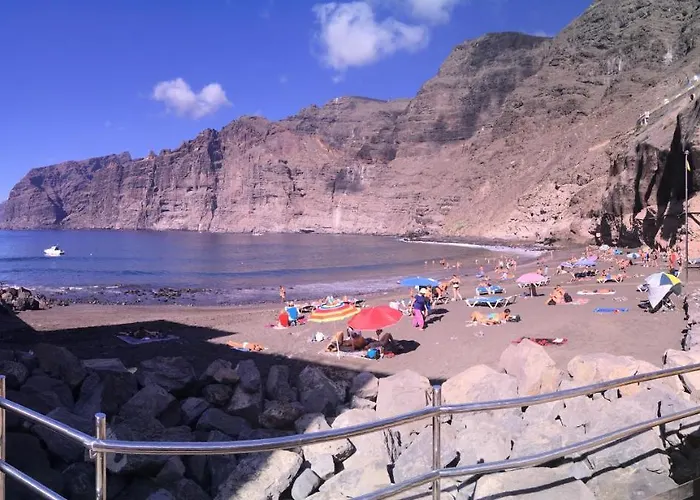 Grand And Luxurious Duplex With Large Terrace And Amazing Sea Views * Puerto de Santiago (Tenerife)