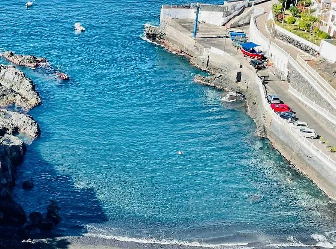 Grand And Luxurious Duplex With Large Terrace And Amazing Sea Views Puerto de Santiago (Tenerife)