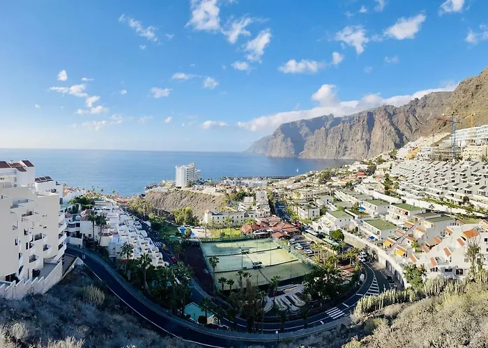 Grand And Luxurious Duplex With Large Terrace And Amazing Sea Views