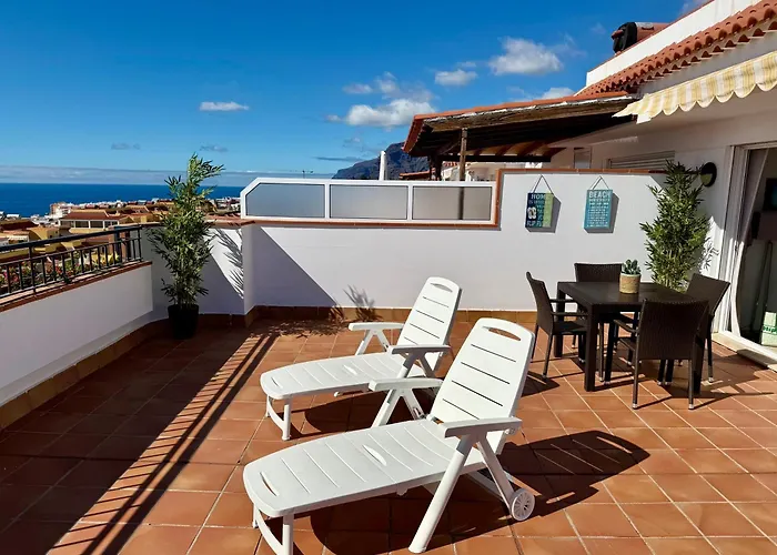 Grand And Luxurious Duplex With Large Terrace And Amazing Sea Views * Puerto de Santiago (Tenerife)