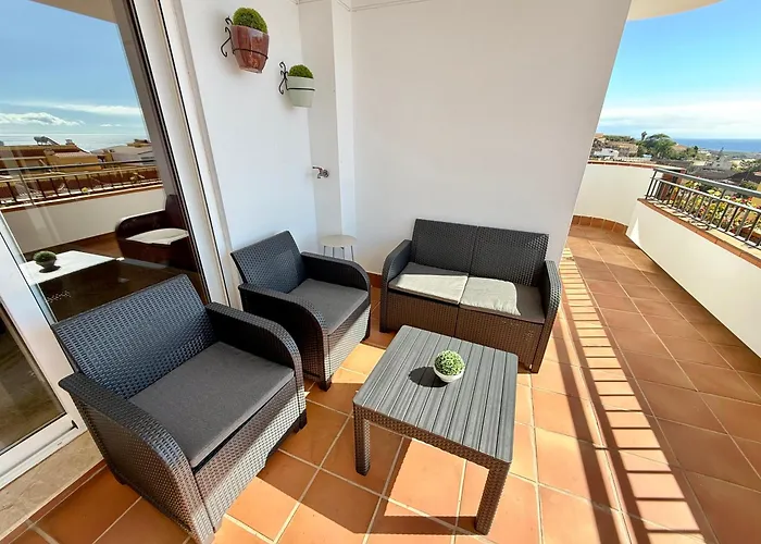 Grand And Luxurious Duplex With Large Terrace And Amazing Sea Views *