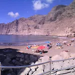 Grand And Luxurious Duplex With Large Terrace And Amazing Sea Views * Puerto de Santiago (Tenerife)
