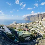 Grand And Luxurious Duplex With Large Terrace And Amazing Sea Views