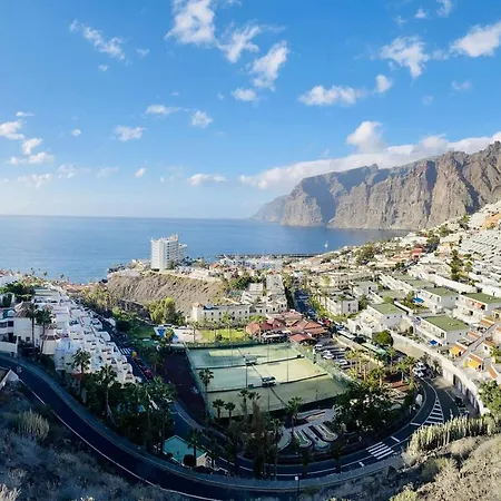 Grand And Luxurious Duplex With Large Terrace And Amazing Sea Views