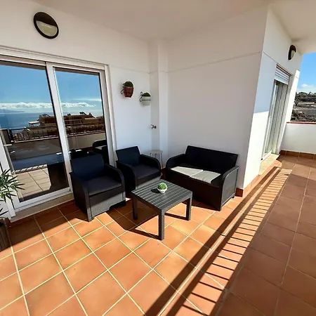 Grand And Luxurious Duplex With Large Terrace And Amazing Sea Views *