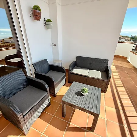Grand And Luxurious Duplex With Large Terrace And Amazing Sea Views *